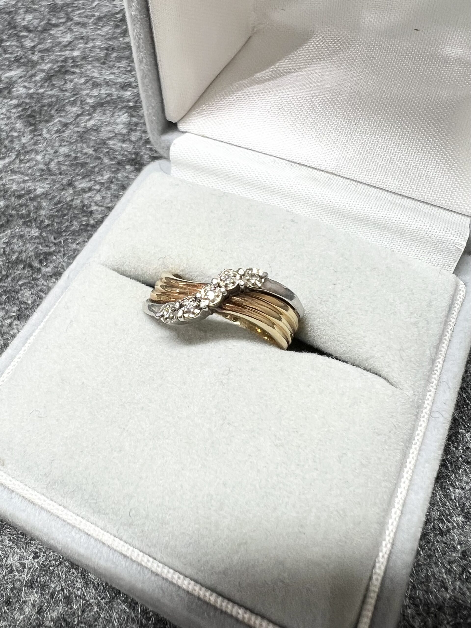 ダイヤモンド付き リング お買取りさせていただきました！