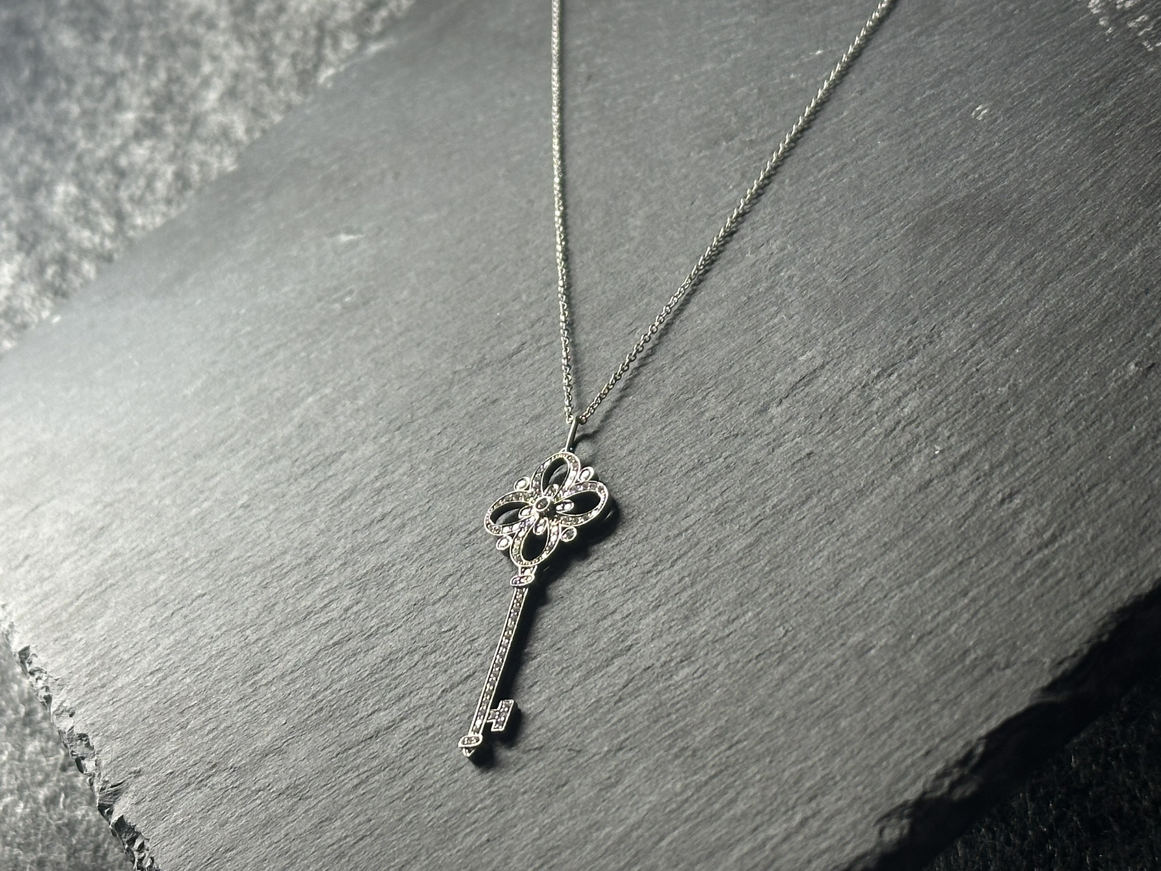 ティファニービクトリアキーネックレスお買取りさせていただきました！