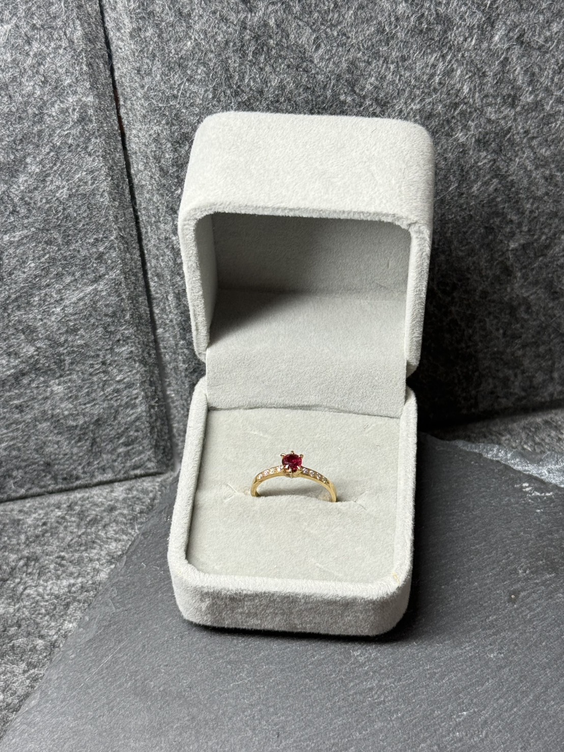 k18石付リングお買取りさせていただきました！！