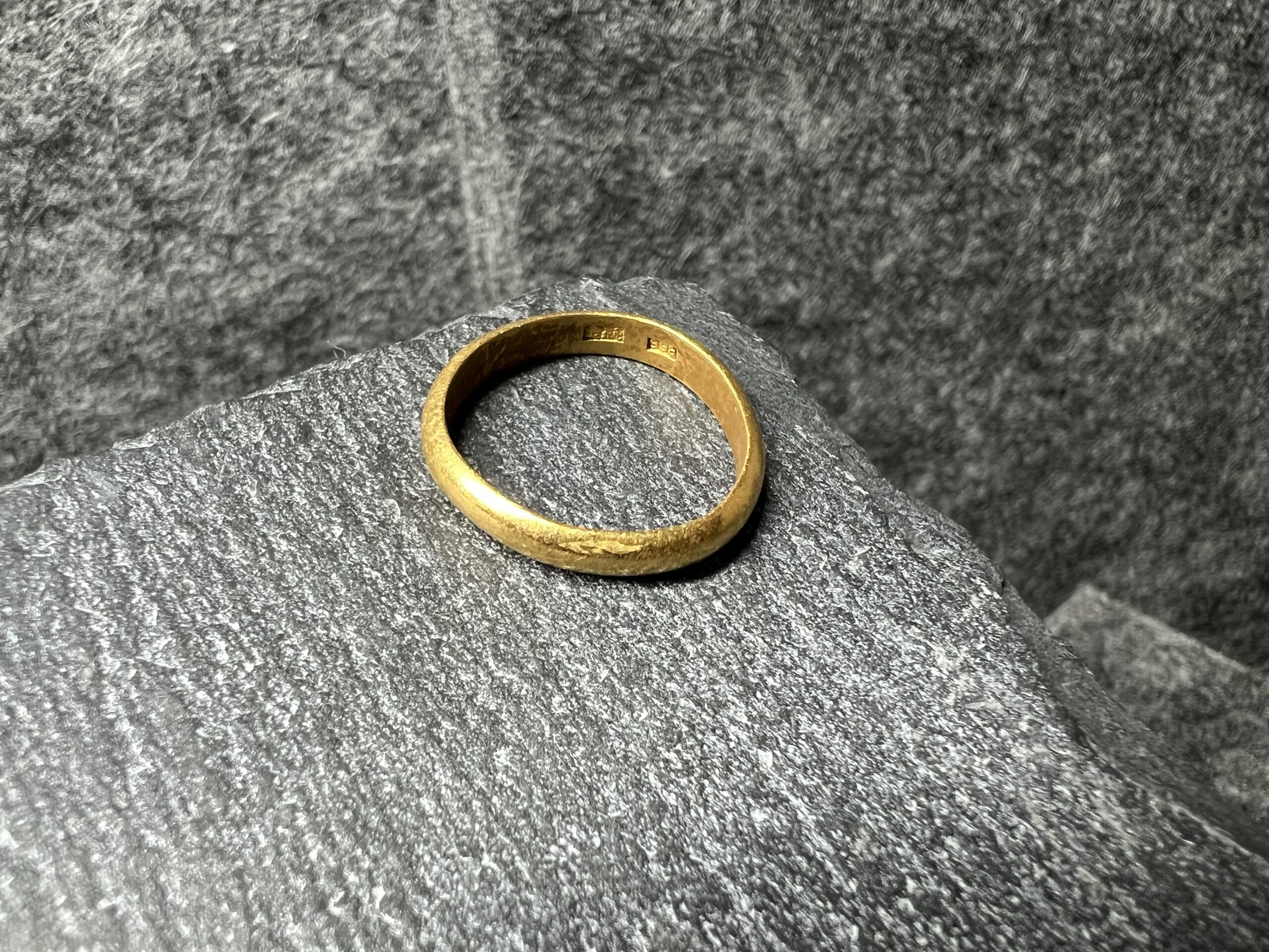 純金刻印リングお買取りさせていただきました！！