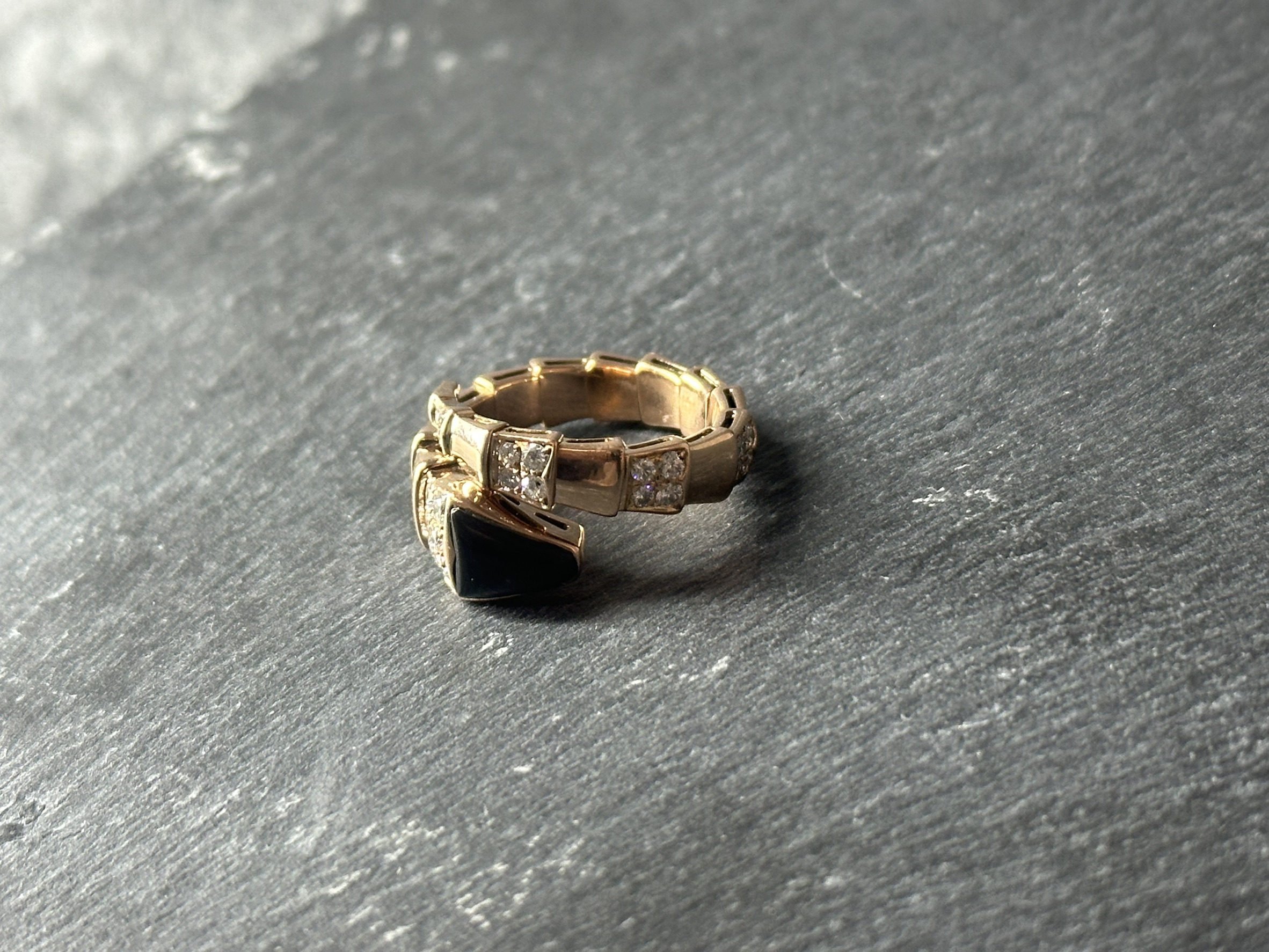 ブルガリ セルペンティ リングをお買取りさせていただきました！