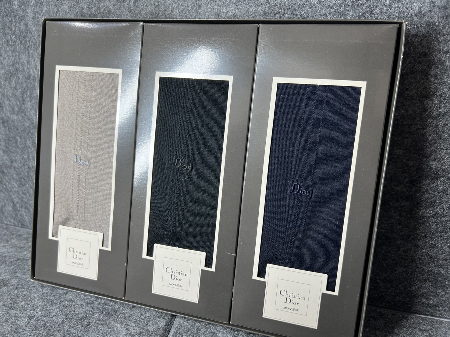 ディオールの靴下をお買取りさせていただきました！