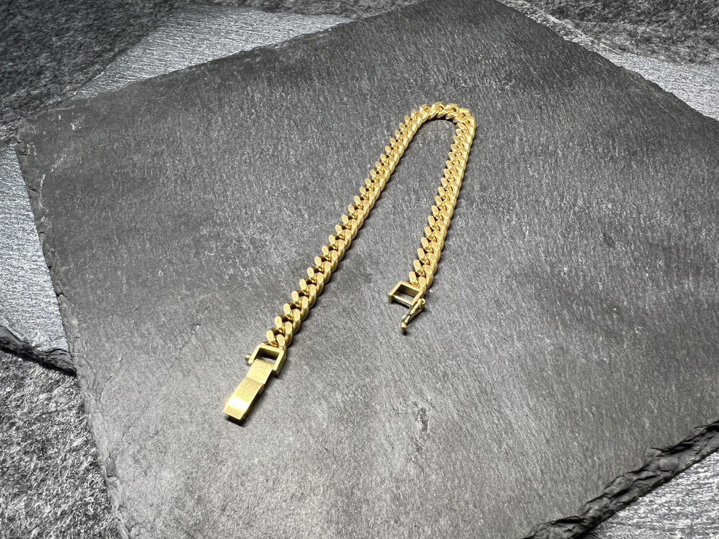 喜平のブレスレットをお買取りさせていただきました！