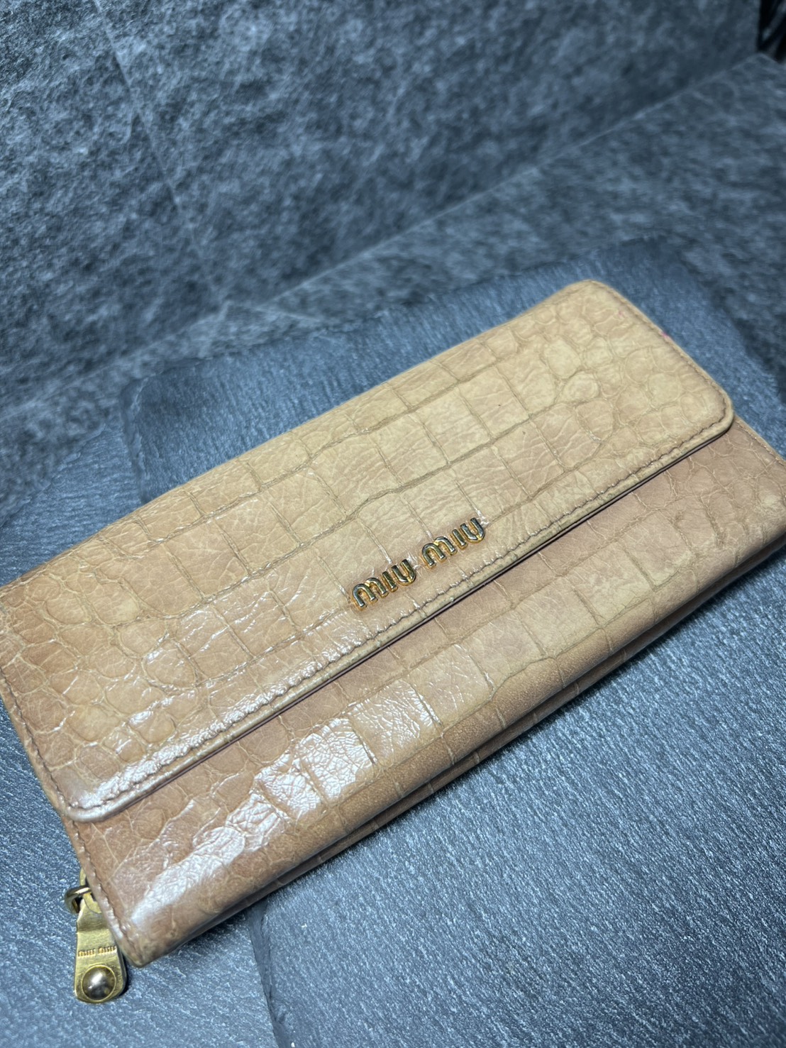 miumiu財布をお買取りさせていただきました！！