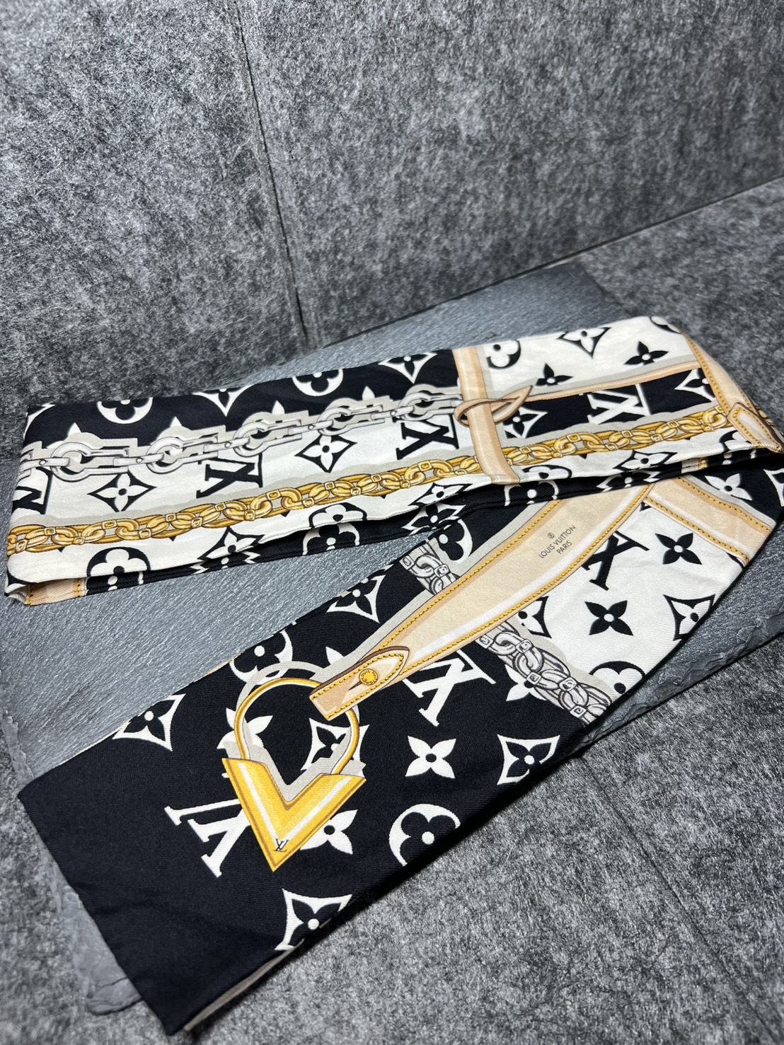 ヴィトンのバンドーをお買取りさせていただきました！